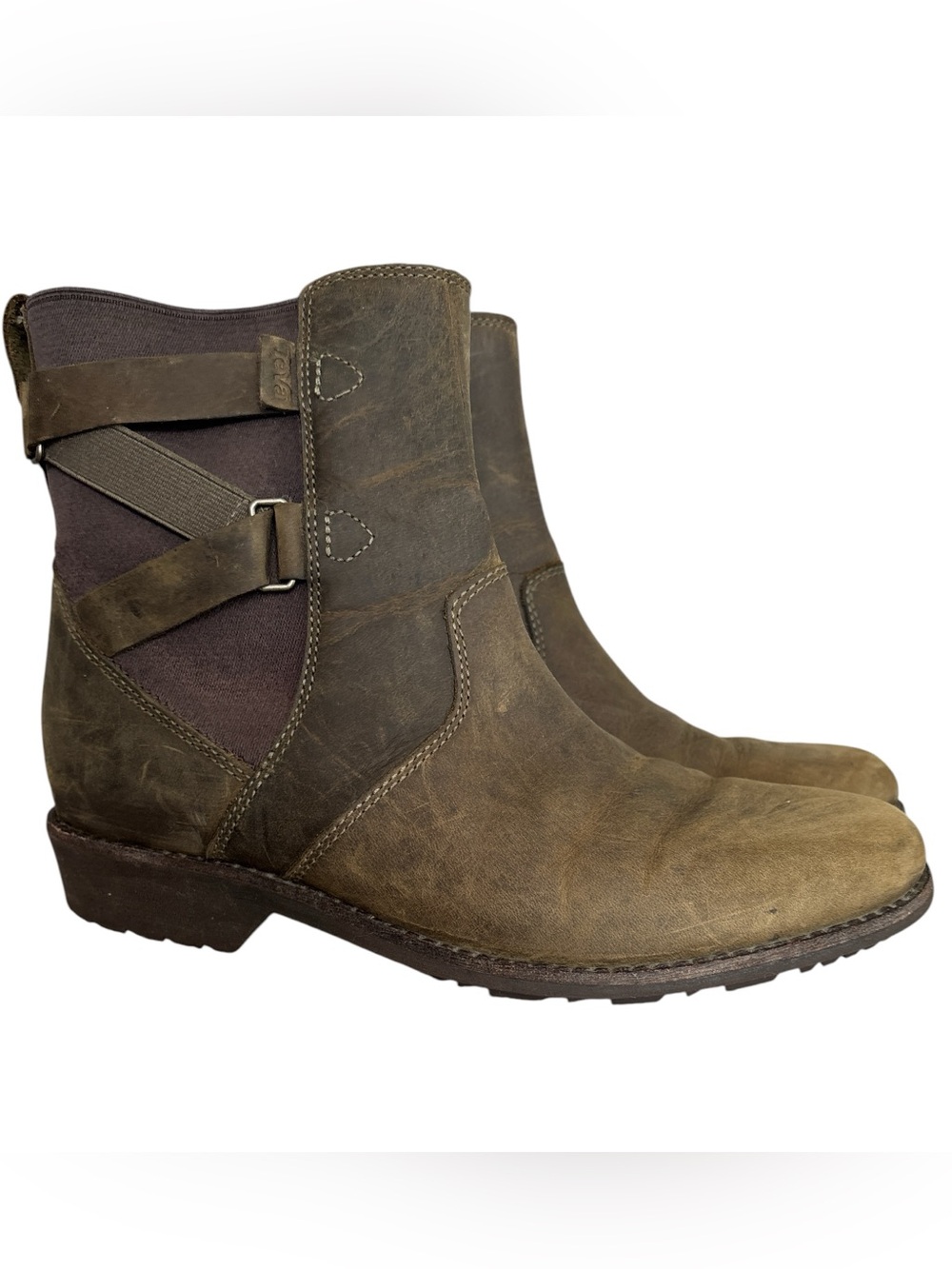 Teva Women’s Ellery Waterproof Leather Ankle Boots